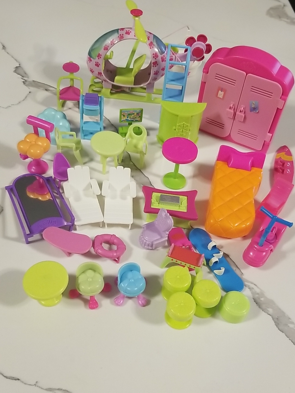 Polly pocket Furniture Lot